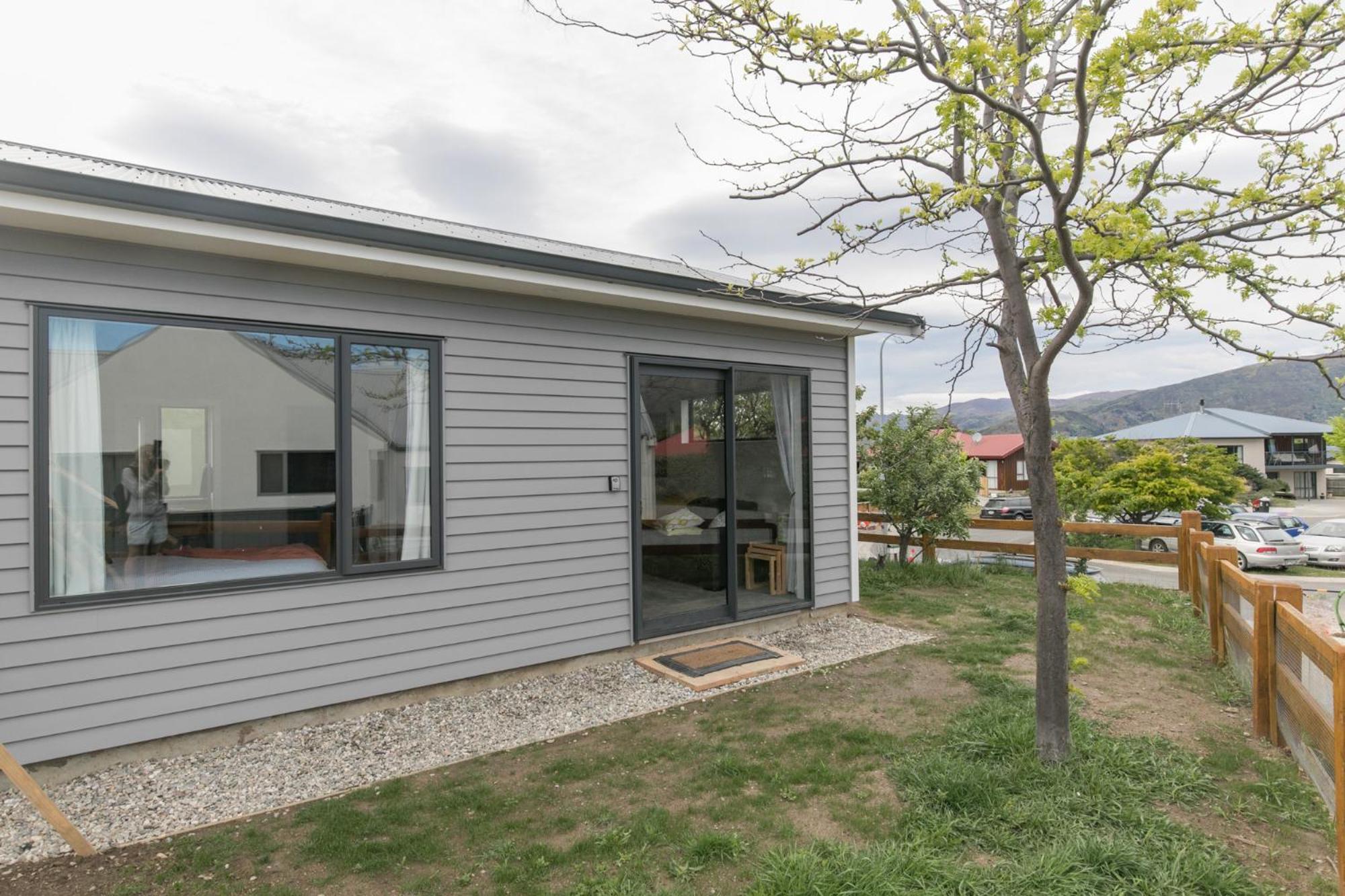 Mount Iron Apartment Wanaka Exterior photo